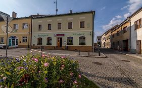 Penzion a restaurace U Vladaře