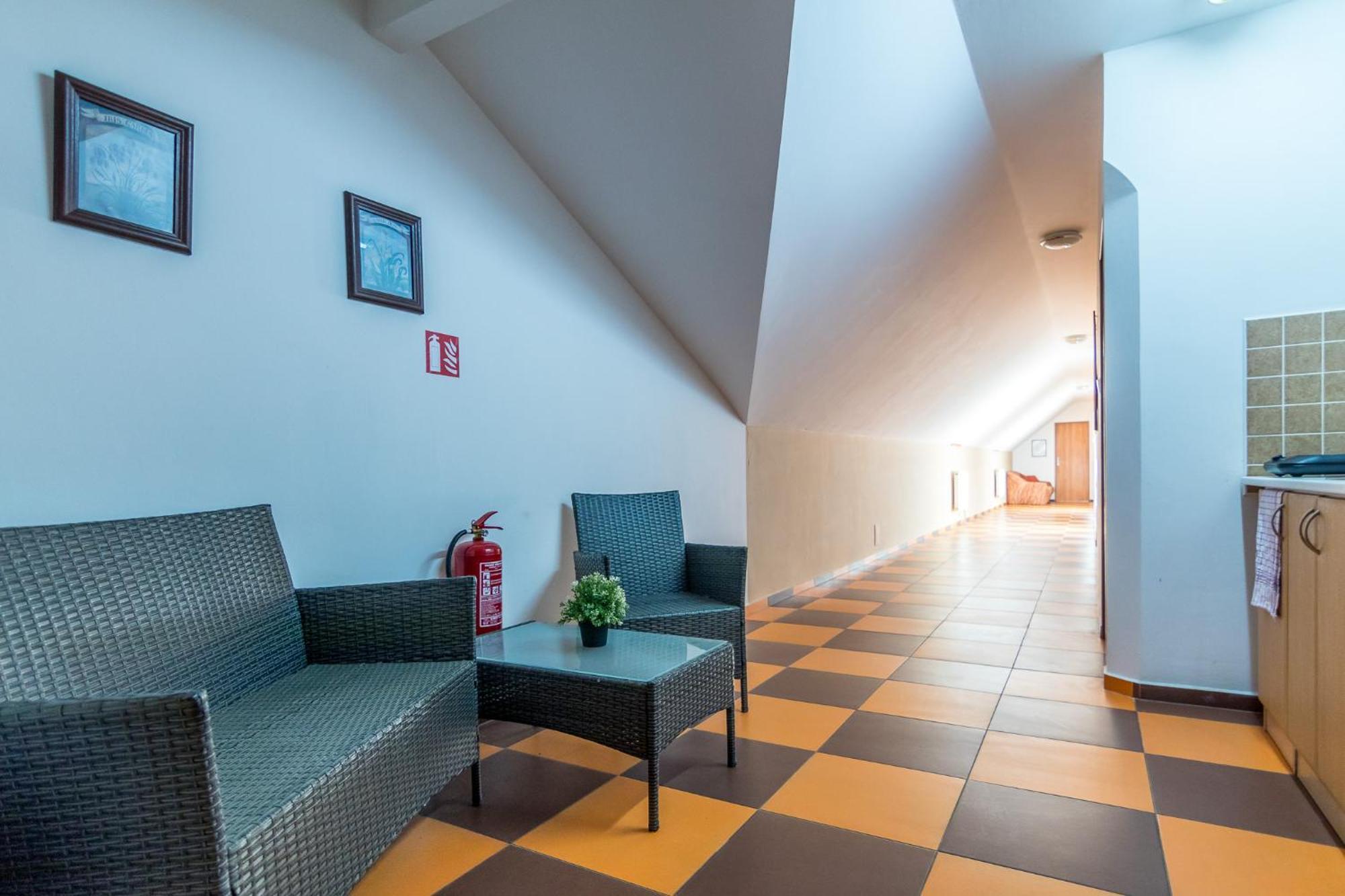 Penzion a restaurace U Vladaře Toužim Exteriér fotografie