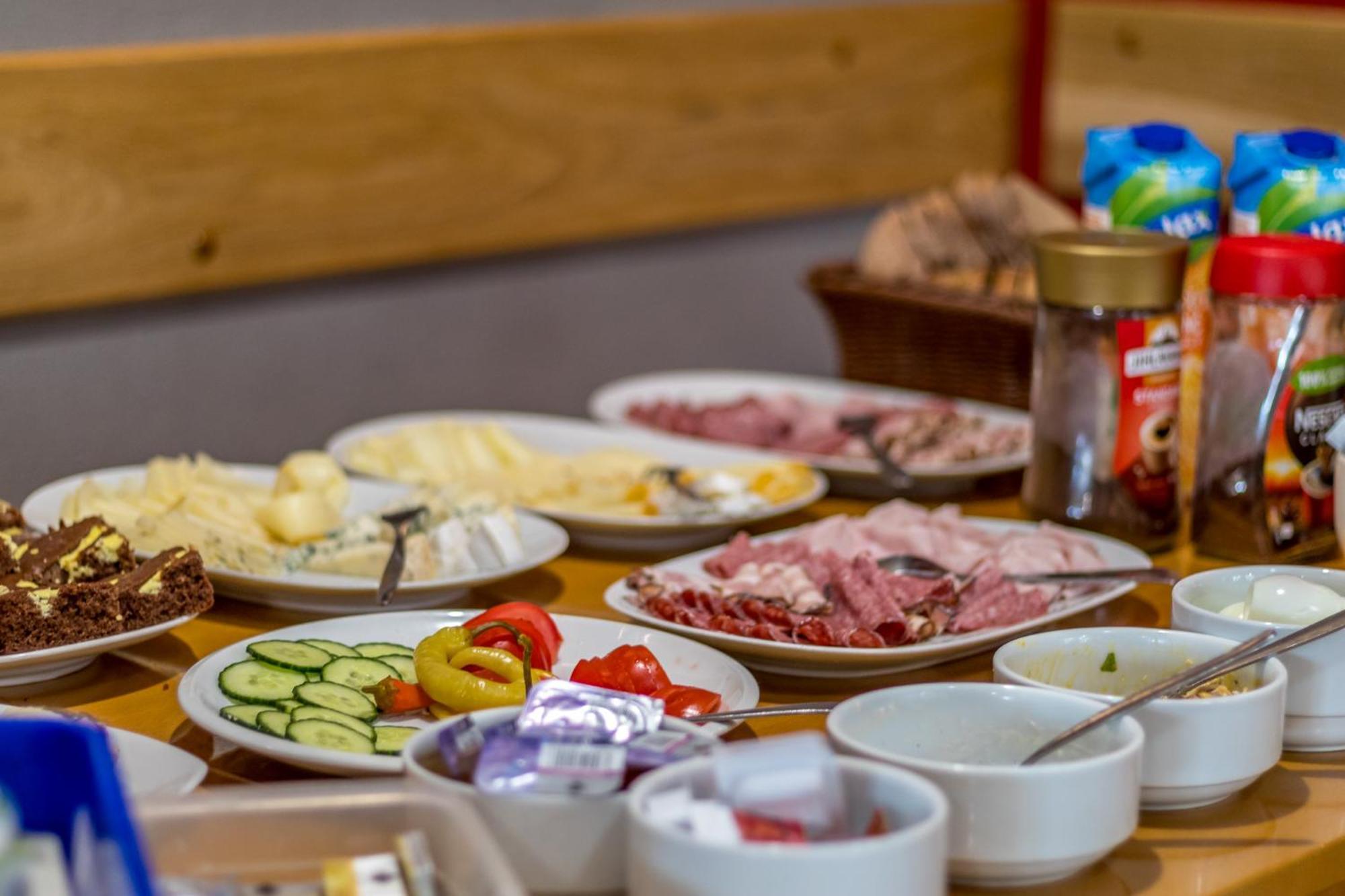Penzion a restaurace U Vladaře Toužim Exteriér fotografie